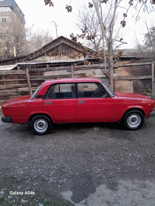 Продаю машину 2107