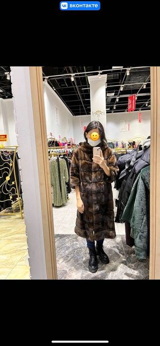 Шуба норковая коричневого цвета