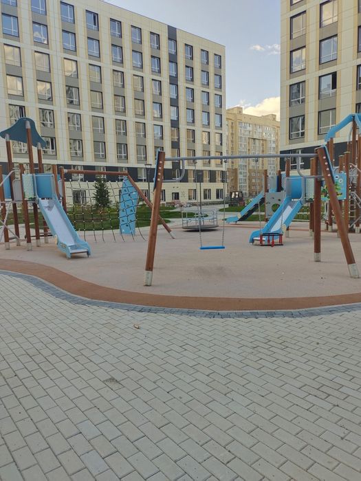 Продаю 4 км.кв. ЖК Eleven
