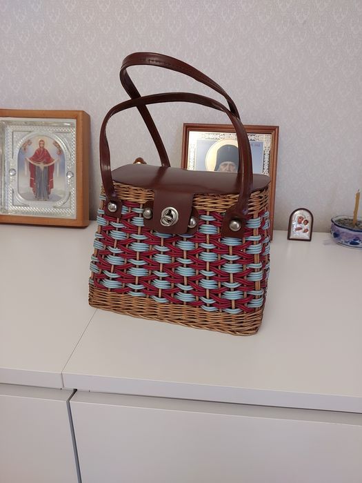 Корзина плетёная