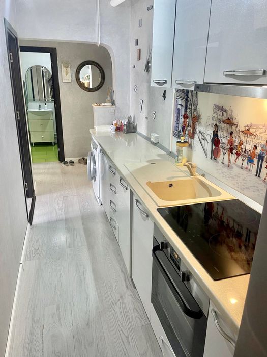 2 camere ultra central Navodari, se vinde complet  mobilat si utilat