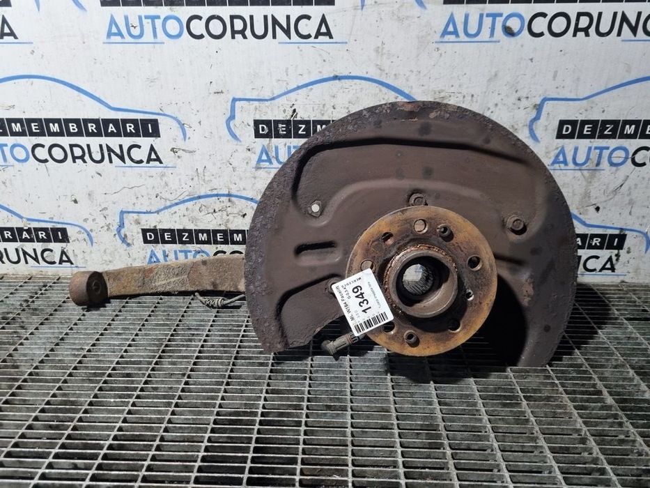 Fuzeta dreapta fata Mercedes ML W164 Facelift 3.0 D 2008 - 2011 Automata 642820 Euro5 ...