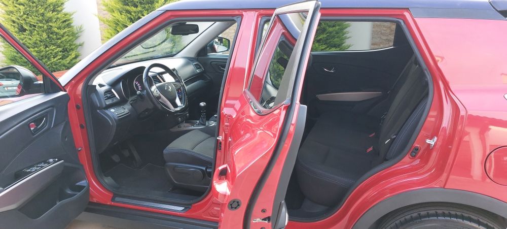 SSANGYONG TIVOLI -1.6 disell‼️2WD (EURO 6B)6+1 viteze/Navi+Klima-An 2017‼️ doar 107000 Km