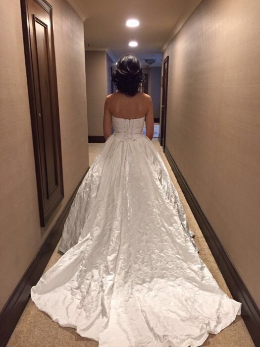 Свадебное платье