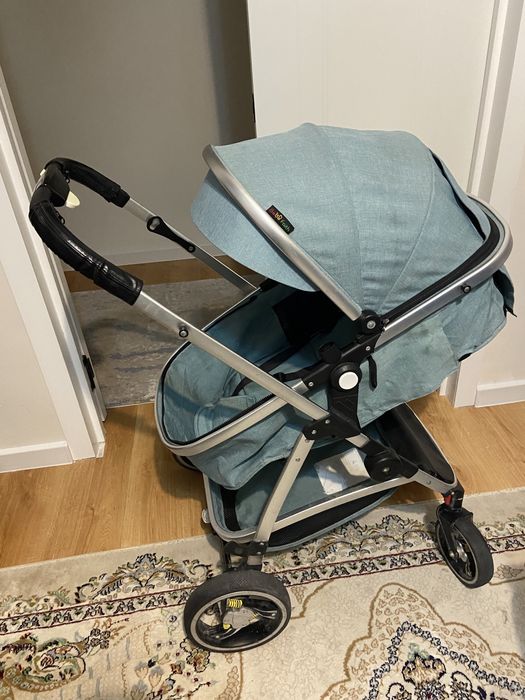 Срочно продам коляску трансформер