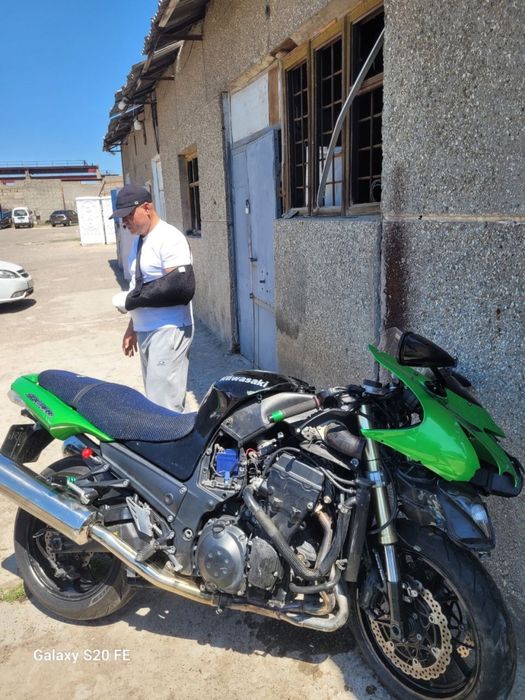 Продается kawasaki zx14r 2008