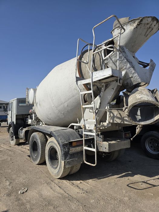 Kamaz texnika sotiladi