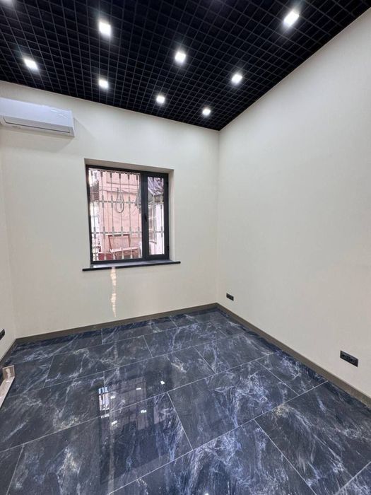 Шота Руставели Братские Могилы | 125кв - нежилое помещение вдоль дорог