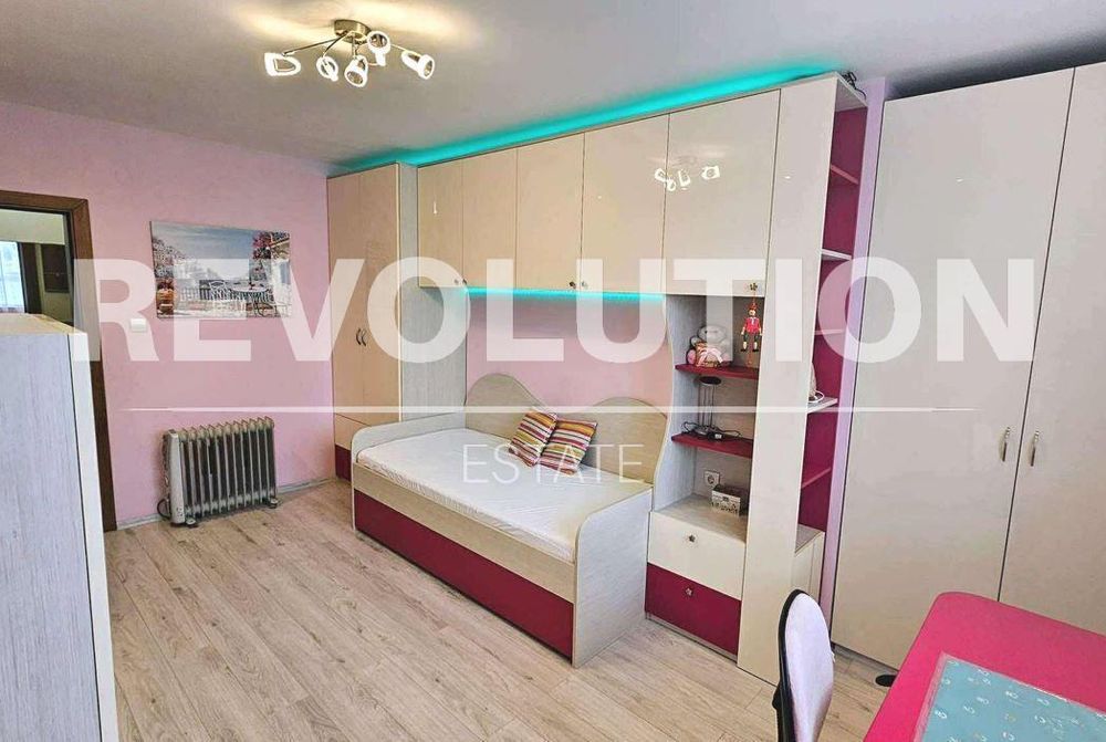 Дава се под наем Тристаен апартамент в Варна, Левски - 95 кв.м за 707.88 € - Снимка #4