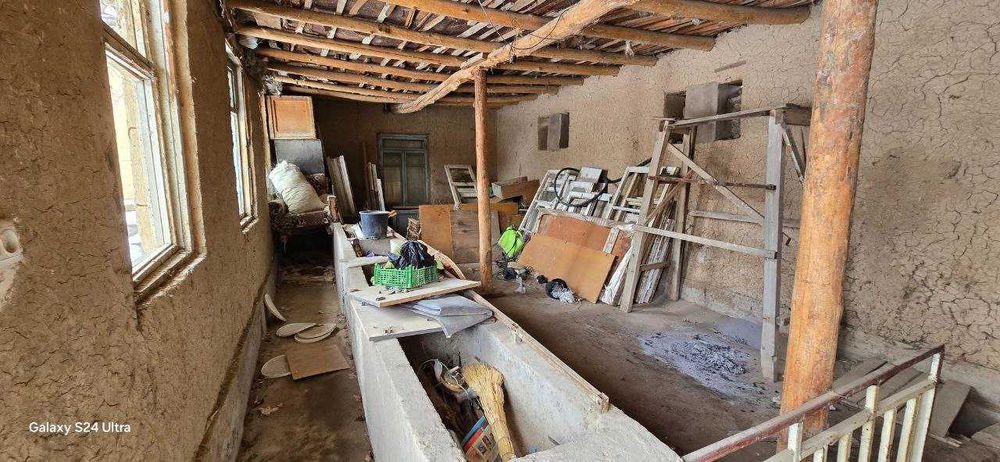 УчКахрамон пост 10 км Гишткуприк 8,86 соток ер сотилади+2 соток захват