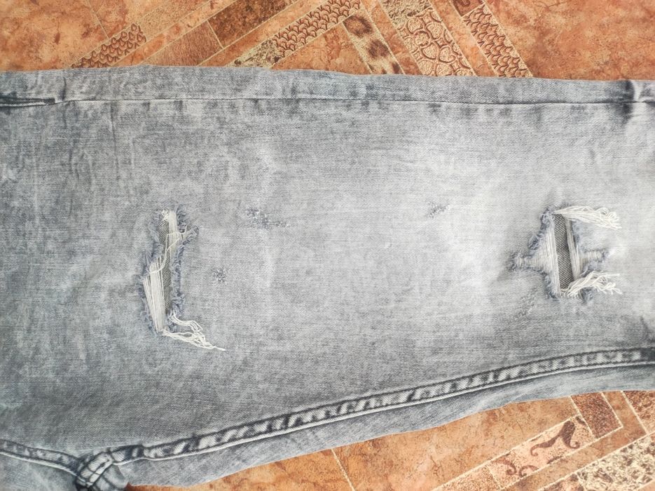 Джинсы в отличном состоянии