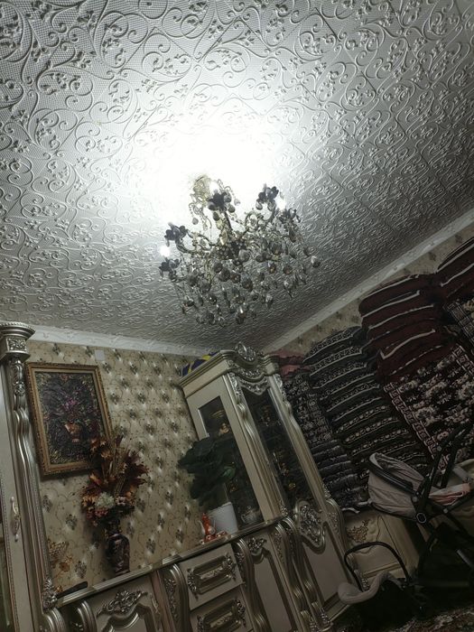 Люстра очень красивая огромная