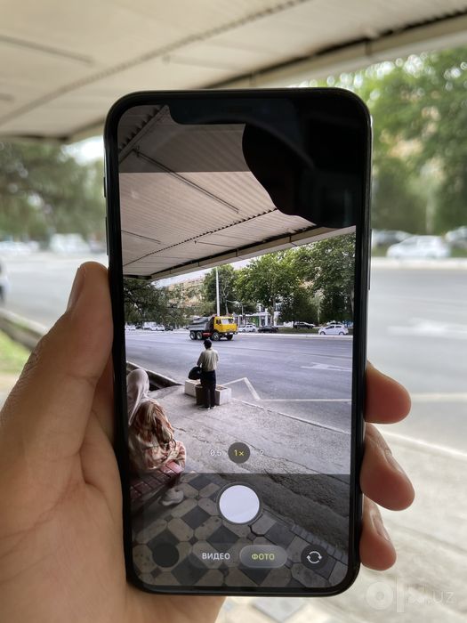 iPhone 11 pro 256gb 160$
