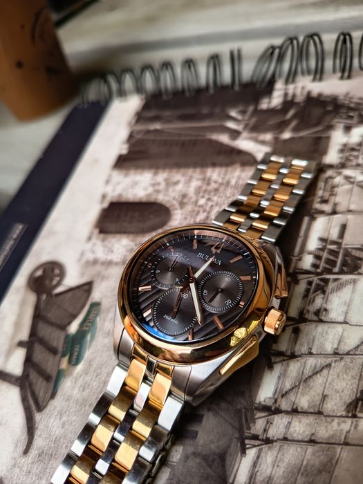 Bulova Curv  98A160
