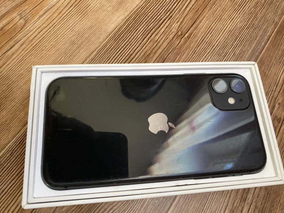 iPhone 11 64гб срочно продается!!!
