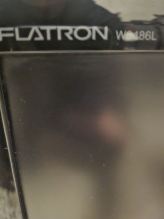 Продам монитор LG 55,9 сантиметров (22 дюйма)