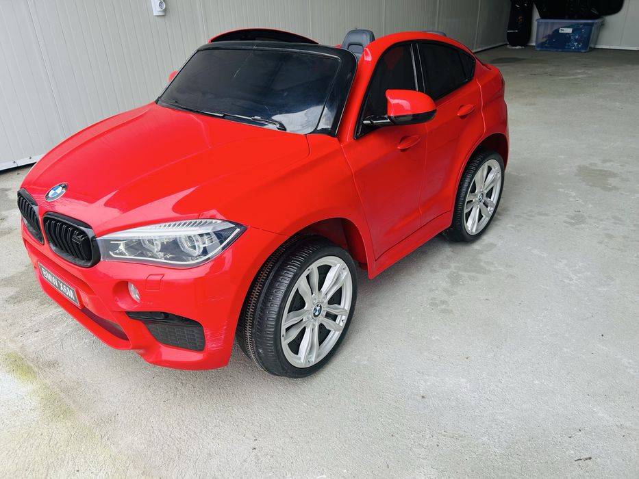 Акомулаторна количка бмв х6