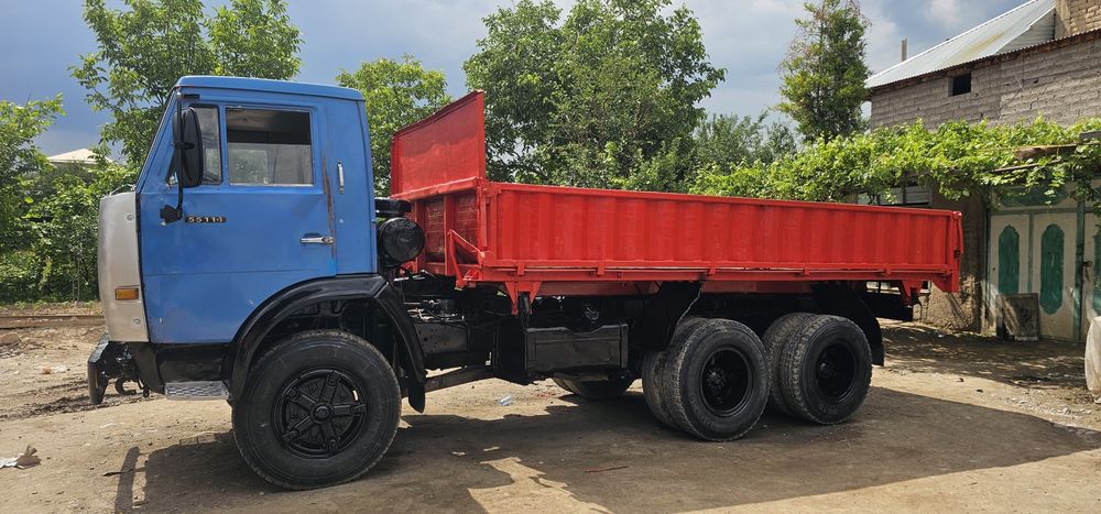 Kamaz sotiladi..
