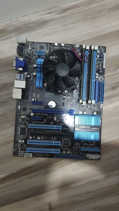 Продам комплкет (раздельно можно)