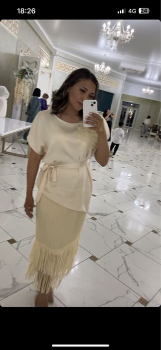 Продам двойку с юбкой