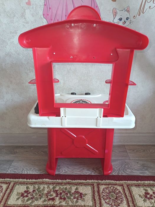 Продам кухню для детей