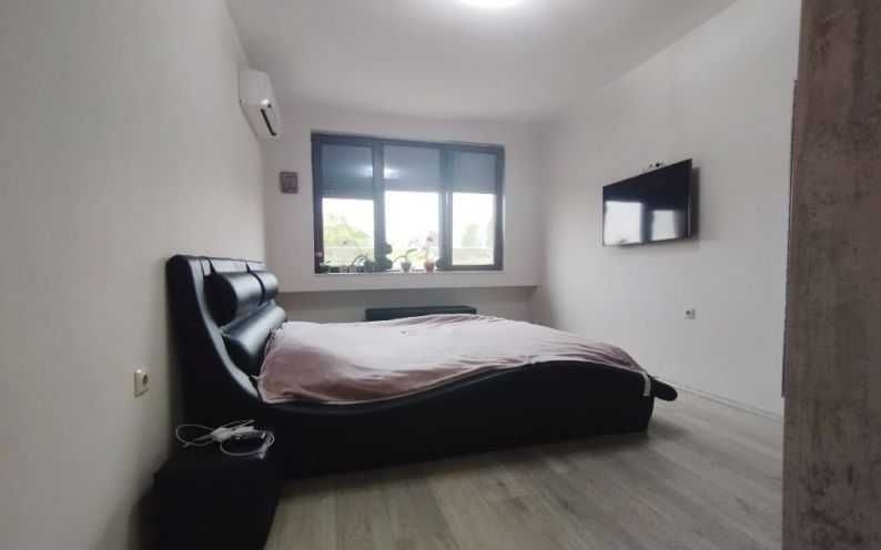 Продава се Тристаен апартамент в Пловдив, Каменица 2 - 109 кв.м за 2647 €/кв.м - Снимка #1