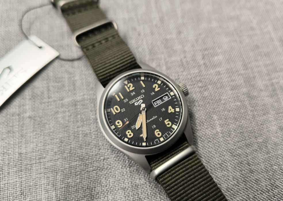 Seiko 5 sport, Field  watch