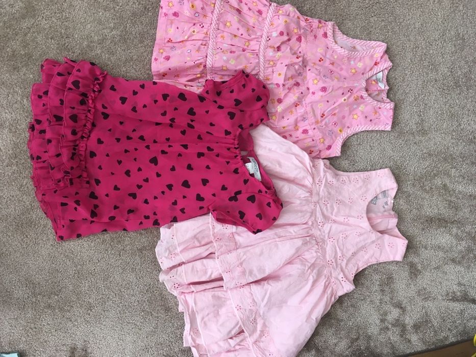 Детски дрешки - рокли, панталонки, жилетки