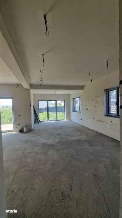 Casa individuala 142mp, terasa, parcare, teren de 350mp, Jucu de MIjlo