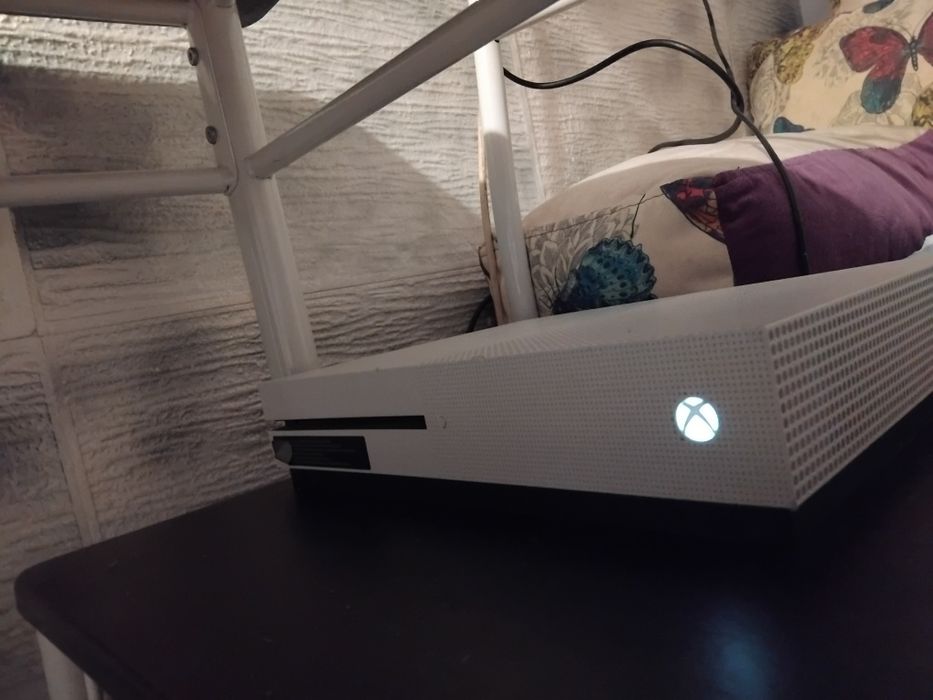 Vand  xbox one s