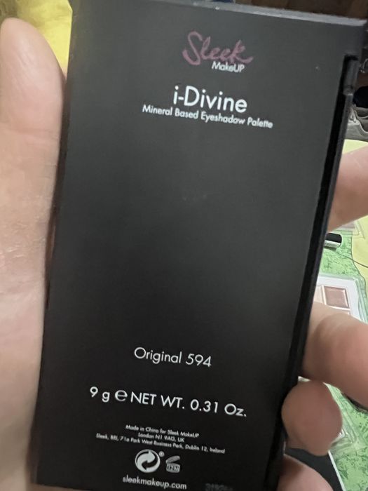 Trusa de machiaj noua