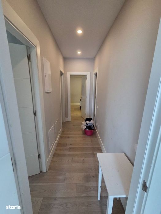 Apartament cu 4 camere si curte privata exclusiva