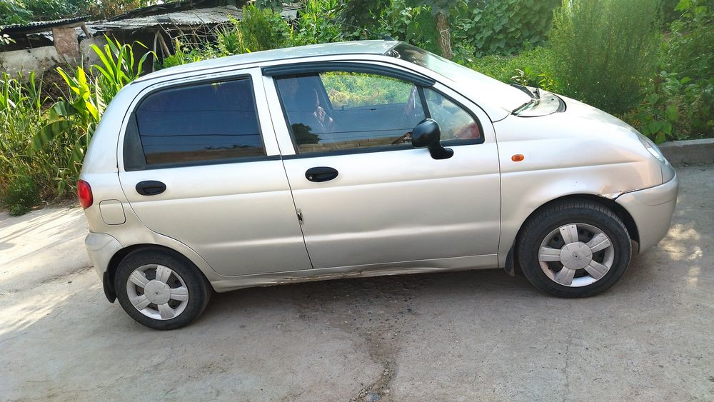 Matiz Daewoo yaxshi holatda