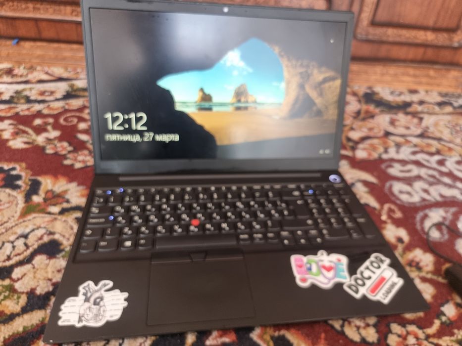 Noutbuk Lenovo e15