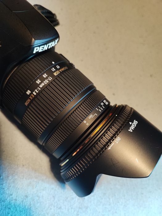 Aparat foto Pentax K50+obiectiv 17-50 MM f:2.8 . Impecabil