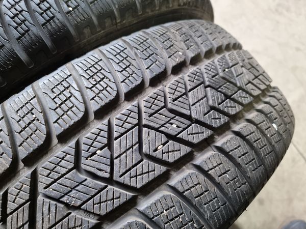 235/50/19 PIRELLI 4бр