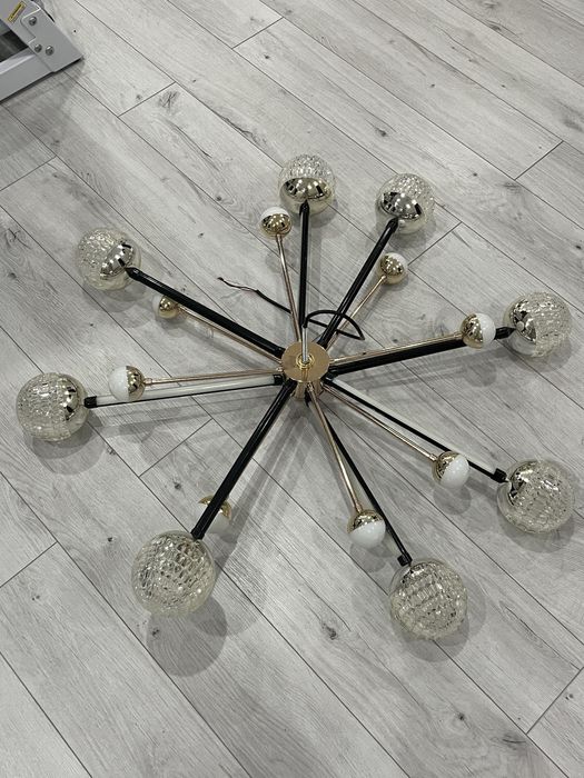 Красивая люстра в ОТЛИЧНОМ СОСТОЯНИИ