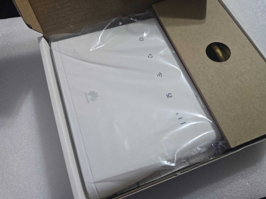 Router Wireless 4G Huawei B311-221 LTE Cat4 Wi-Fi 2.4GHz Slot SIM Deblocat