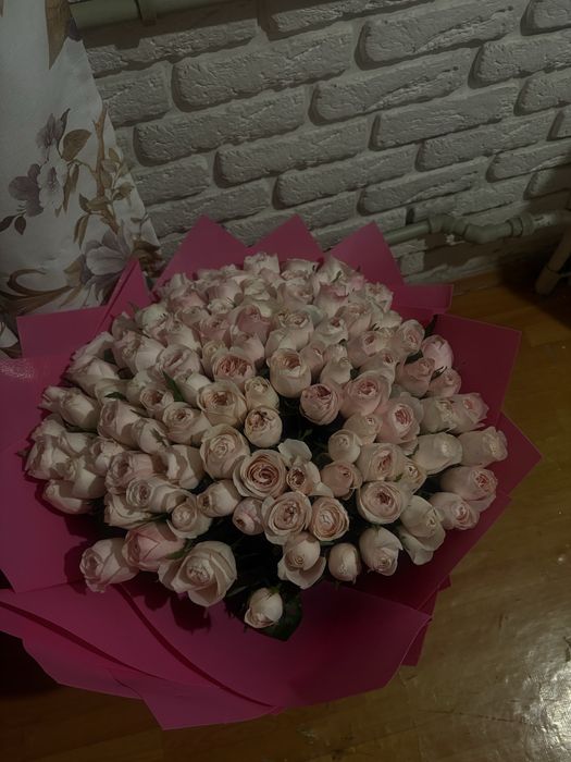 Продается цветы 101 роза