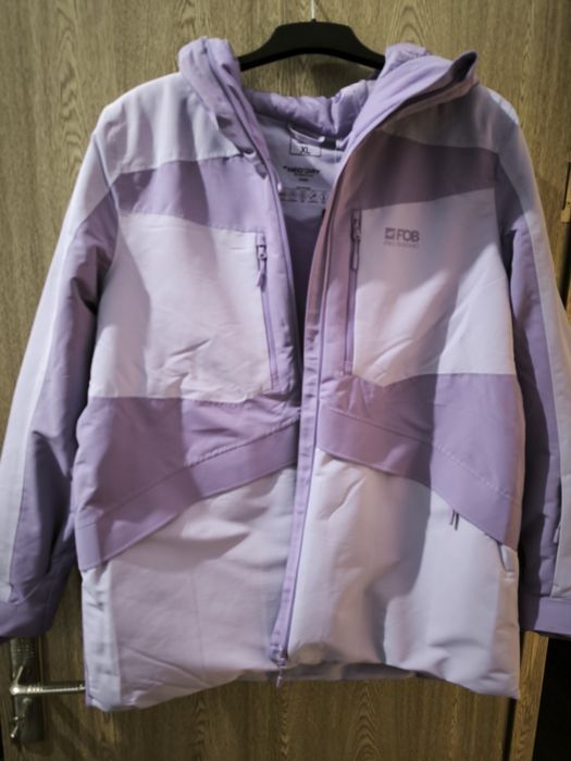 Geacă 4f de snowboard, marime XL,  membrana 10.000 pentru femei -NOUA-