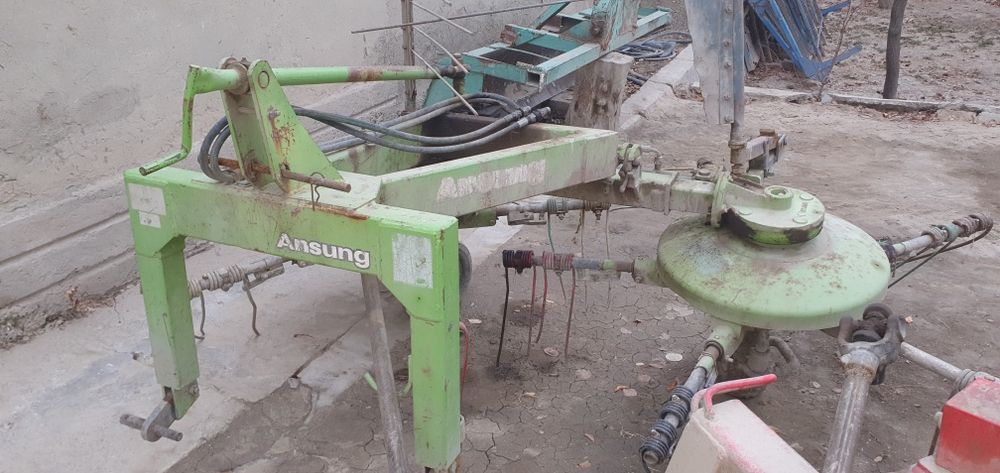 Har xil turdagi xashaklarni yigish uchun grabl sotiladi 1400$