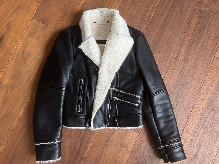 Кожено дамско яке