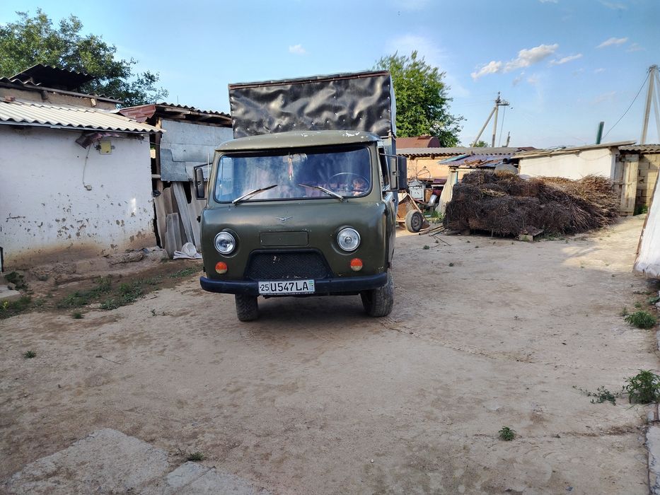 Uaz 1990 xolati yaxshi gazda