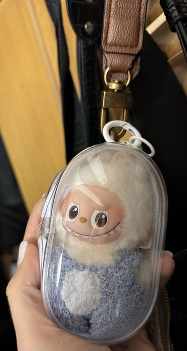 Labubu/Лабубу Exiting Macaron,PinforLove, Big into energy, Have a seat