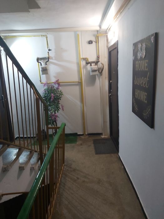 Targoviste Piata 1 Mai  2 camere 38900 euro