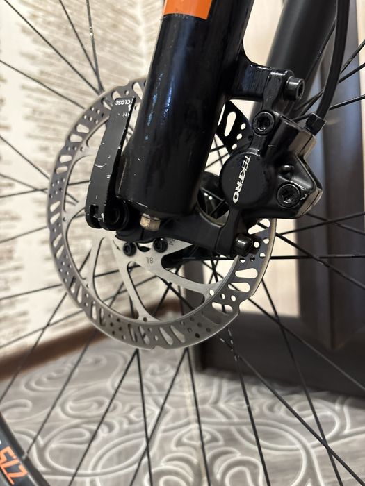 Велосипед giant rincon disc