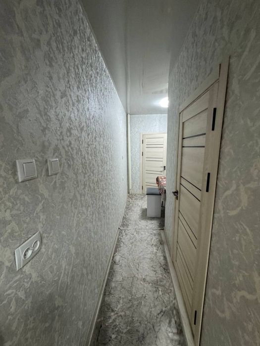 Сотилади 2/3/4 Коракамиш 1/4