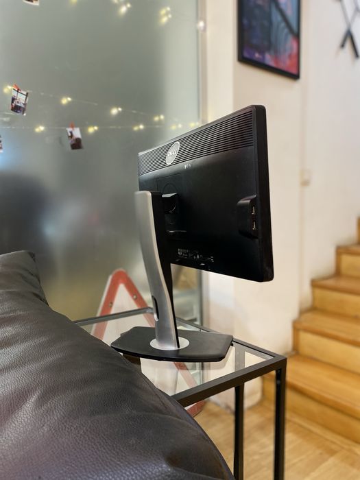 Монитор Dell P2212H