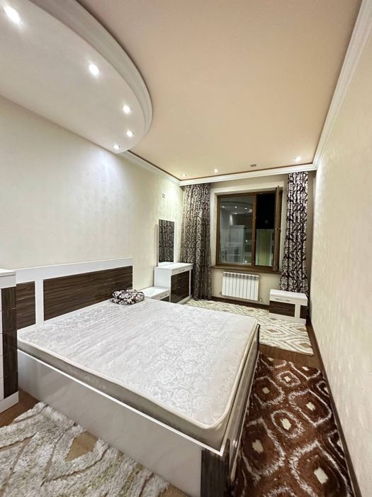 Сдается в аренду 4-х квартира (130 кв.м)