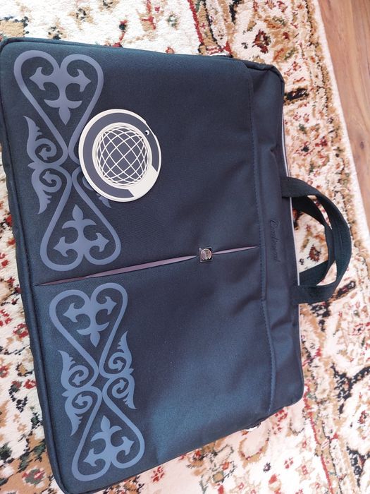 Качественная сумка для ноутбука Continent